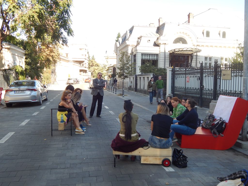 Întâlnirea comunitară de pe Strada Plantelor