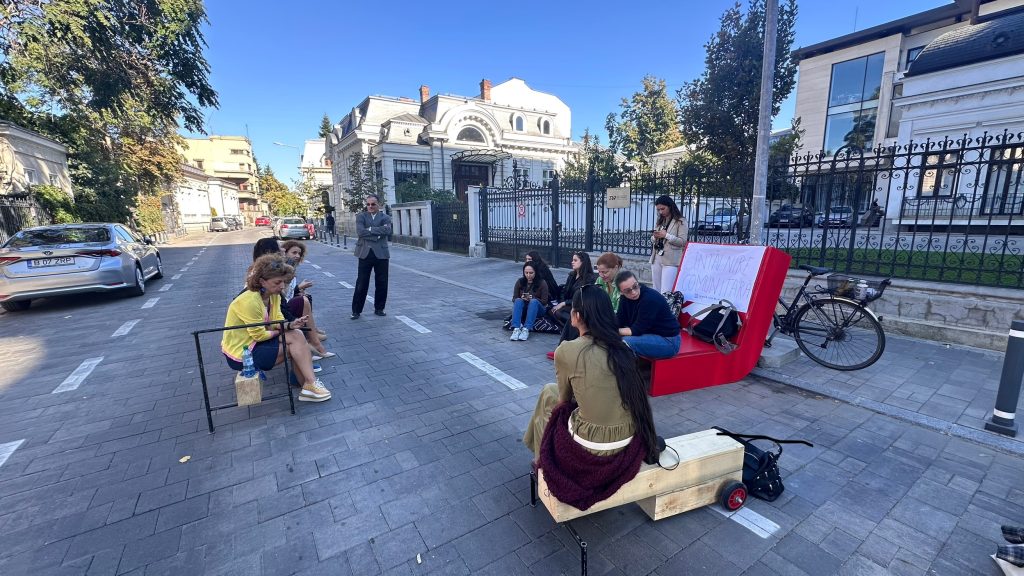 Întâlnirea comunitară de pe Strada Plantelor